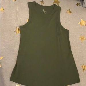 Army green tank